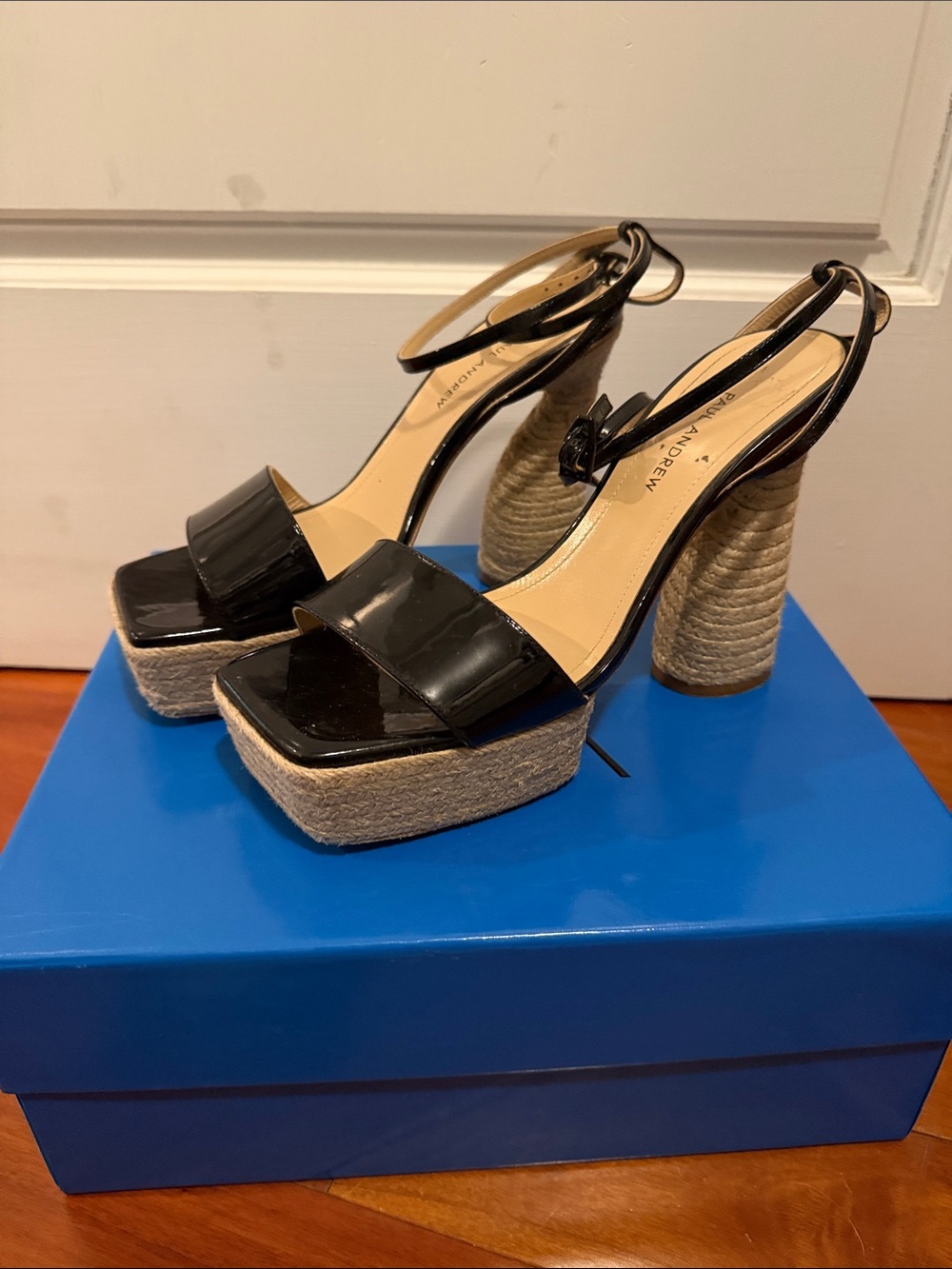 Platform sandals